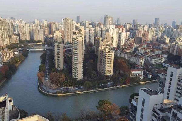什么样的房子风水好_买房子挨着植物园好还是湖好