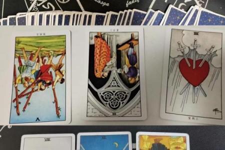 塔罗牌测试中考成绩免费，塔罗牌测试期中考试成绩？