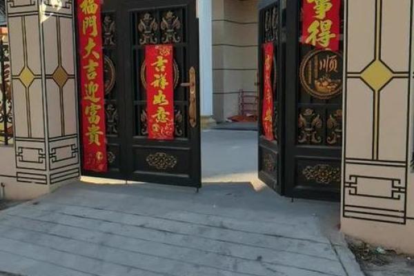 北房盖大门的方位南门好吗，盖房子大门朝北好吗？