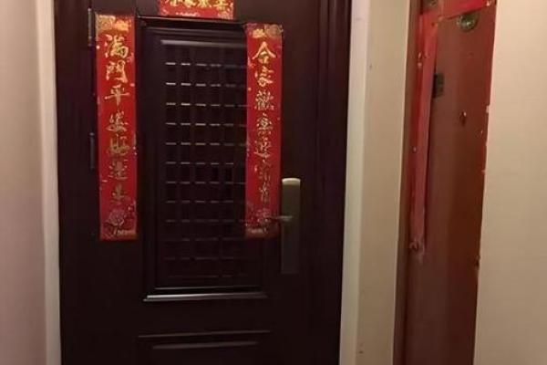 镜子放在大门哪个方位好，镜子放门口好吗-？