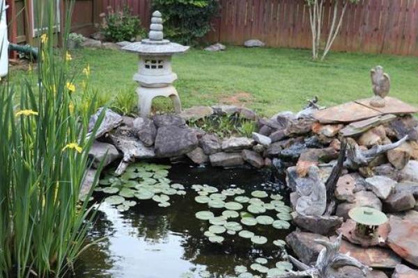 房子脚下建鱼池风水