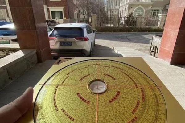 请风水先生看坟地需要注意什么