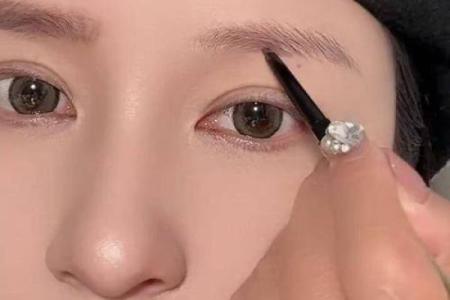 女人眉毛的风水以下眉形的眉毛财运好