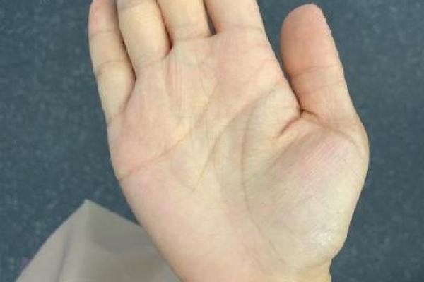 风水手相事业线止于感情线女人会有什么影响