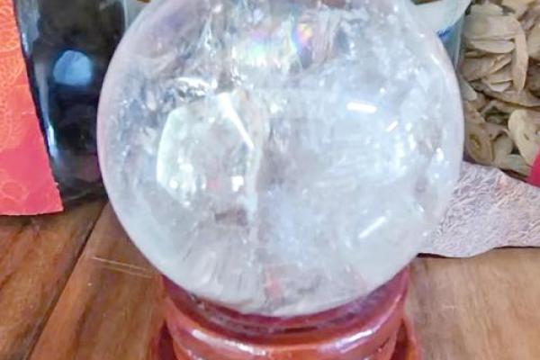 水晶球的风水作用吸引财富和好运