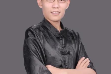 紫薇斗数博士学历
