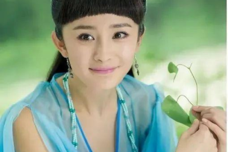 八字和龙须的区别,八字须面相