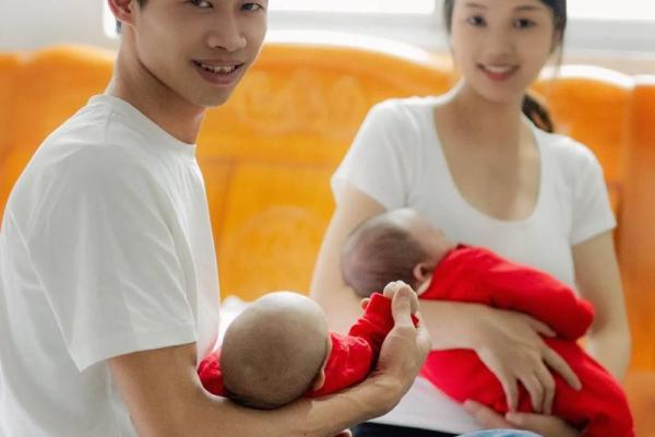 用月份来给双胞胎女宝宝和男宝宝起名的名字有哪些-姓名学-华易网姓名